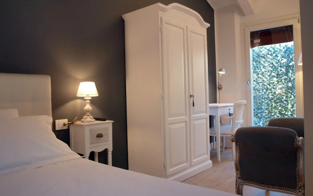Cosmopolitan Central Rooms