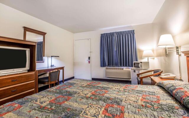 Days Inn by Wyndham Ridgecrest near China Lake Naval Station
