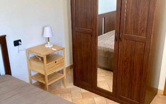 S214 - Sirolo, Trilocale Con Giardino in Zona Tranquilla