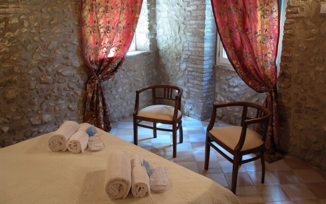 Le Case Antiche