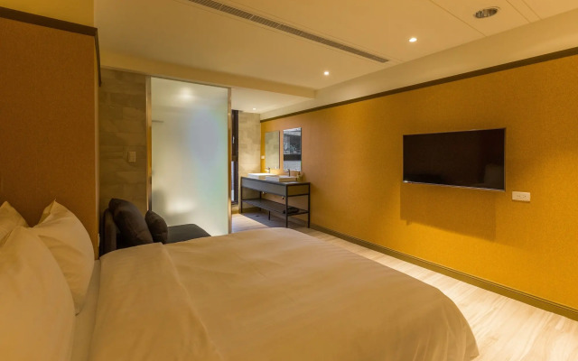 Q21 Hotel