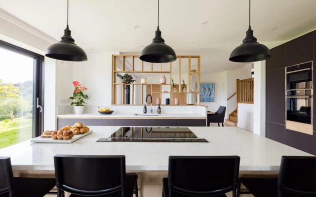 Stunning 5 Bedroom New Build With Amazing Views