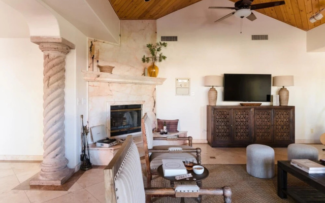 Scottsdale Cottonwoods Resort & Suites