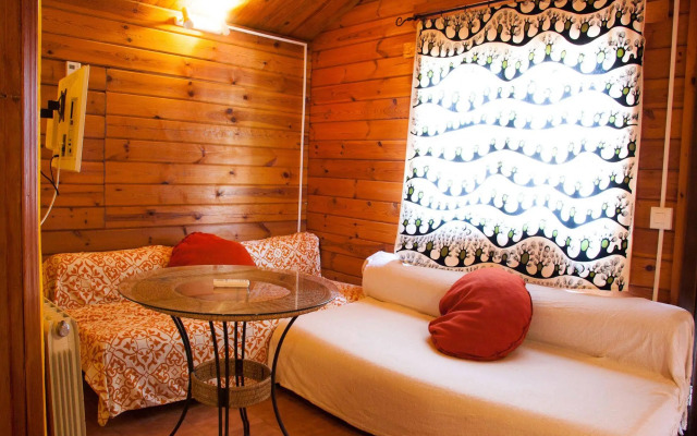 Fuente del Lobo Glamping  Bungalows - Adults Only