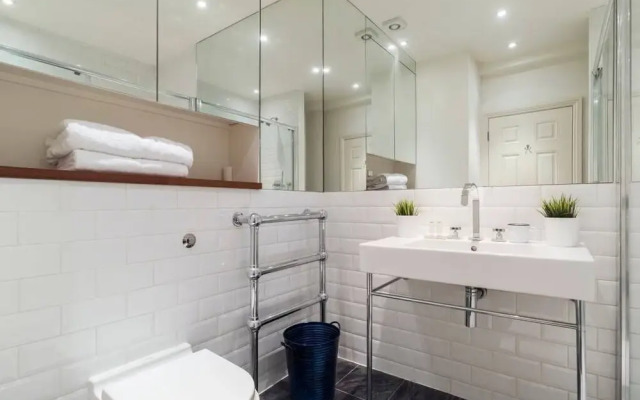 Lovely 3 bedroom house South Kensington