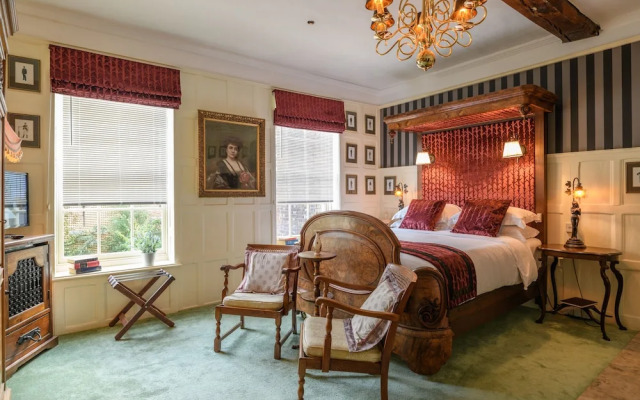 hotelImage
