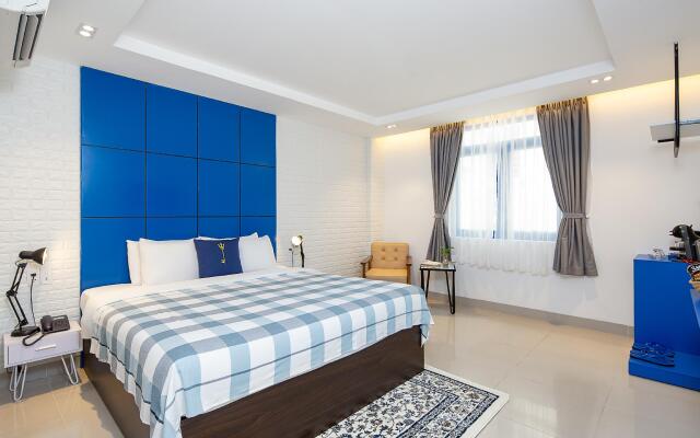 Chill Box Premier Beach Hotel