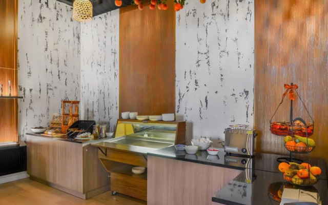 Neuchatel City Hotel