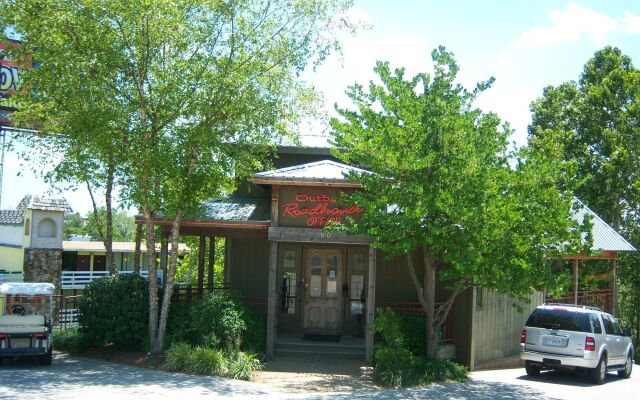 Outback Roadhouse Motel & Suites Branson