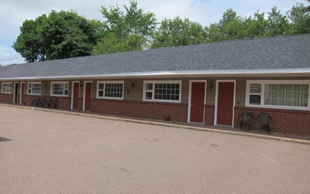 Stonehouse Motel and Restaurant