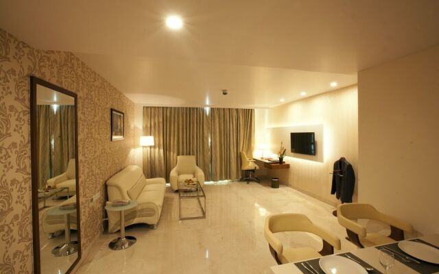 United 21, The Grand