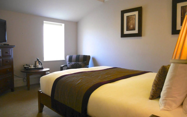 Redstone Guest House