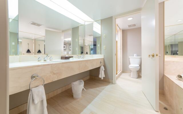 Horseshoe Valley Suites - The Azure