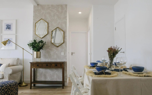 Stylish City Apartment