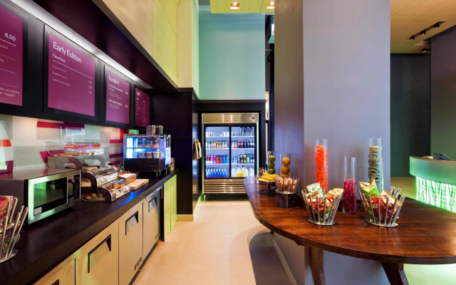 Aloft Manhattan Downtown - Financial District