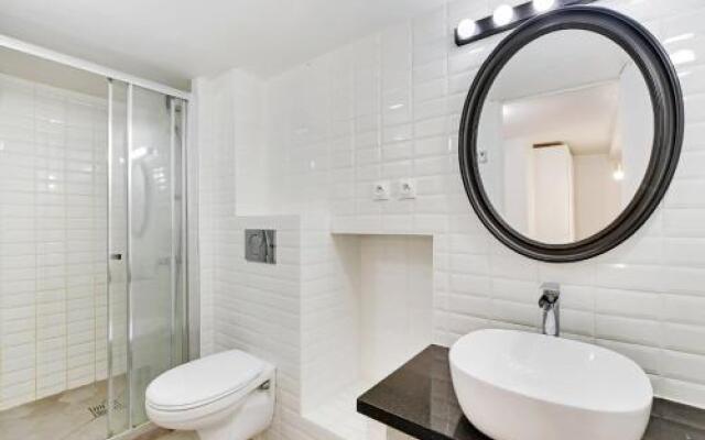 Cmg Cavallotti - Montmartre