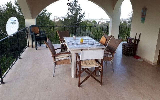 Sea Breeze Mountain Villa