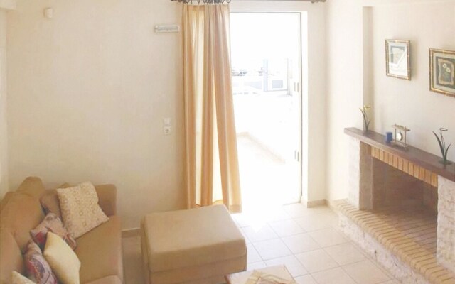 Apartment With in Kiato With Wonderful sea View and Enclos