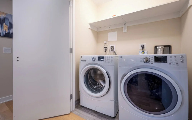 Atlantic Station-10F