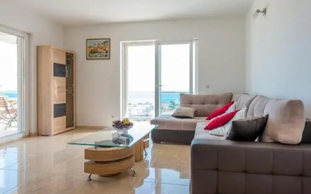 Apartment Blue Horizon