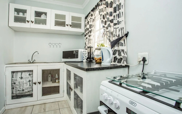 Shanzeley Guest House