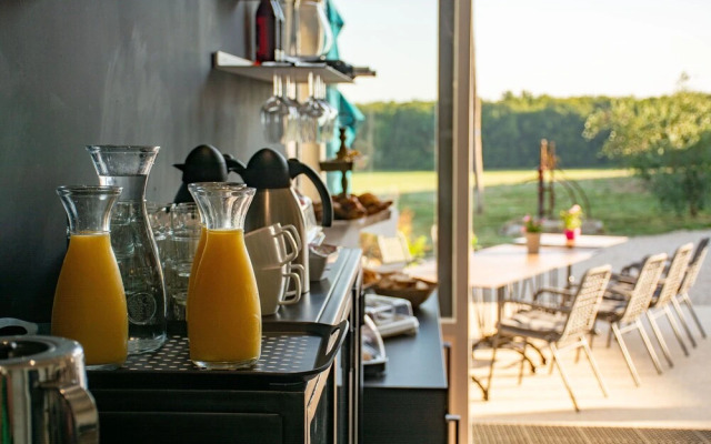 VANDENBELD Wines B&B