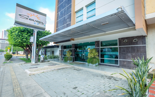 Hotel Ayenda Seven