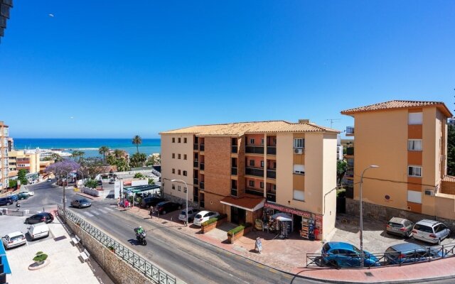 Tasteful Apartment Near the Beach Ref 107