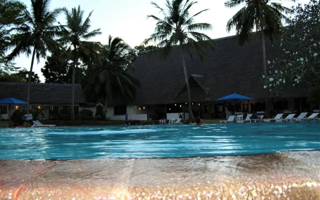 Mnarani Beach Club