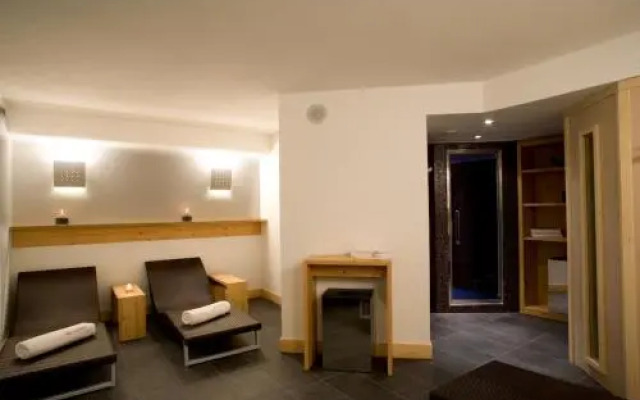 Nei Y Suredl NeveSole