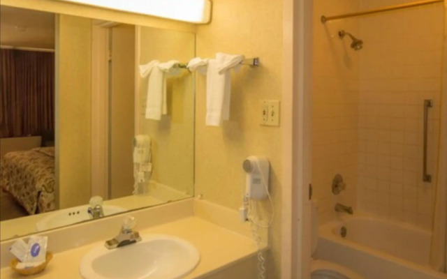 Executive Inn Hotel & Conference Centre
