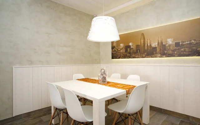 BarcelonaForRent Market Suites