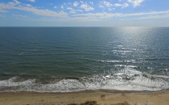 A Beach Getaway - 3 Br Home