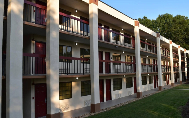 Baymont Inn & Suites by Wyndham Lincoln NE