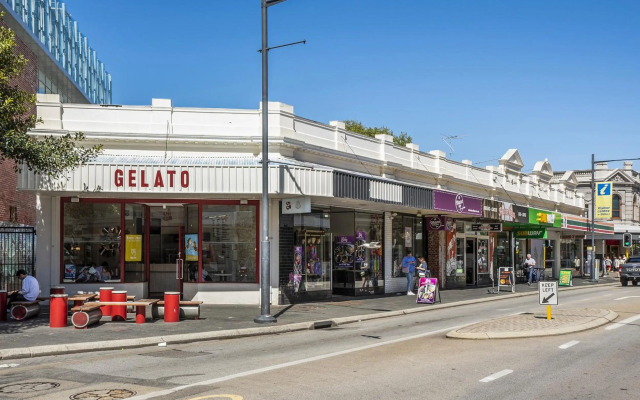 The Leonardo has 180 degree ocean views