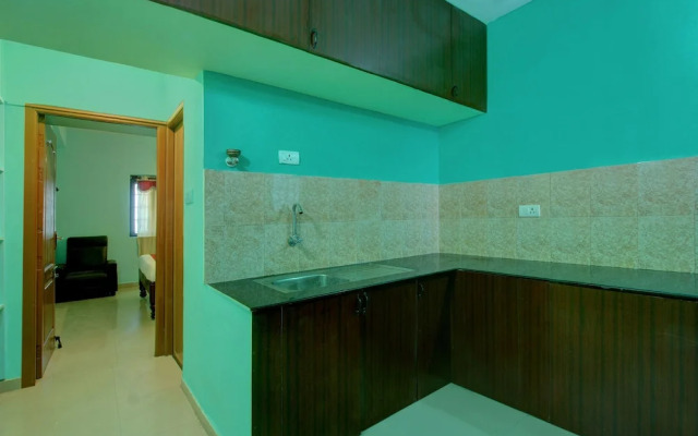 OYO 24540 Veera Amohaa Service Apartments