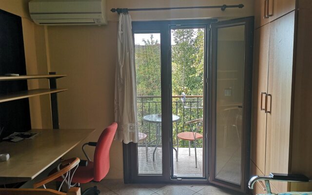 Arabas —  Hostel