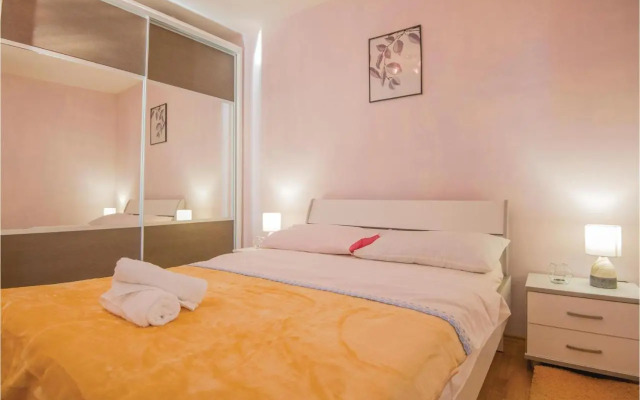 Three-Bedroom Holiday Home in Imotski