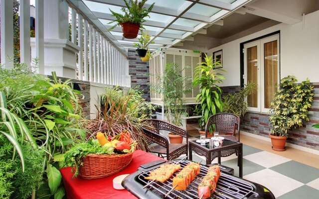 White Castle  (Boutique Apartment Hotel)