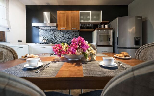 The Villa by Ferrini Home