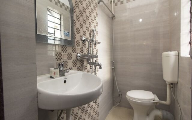 OYO 14974 Surabhi guest house