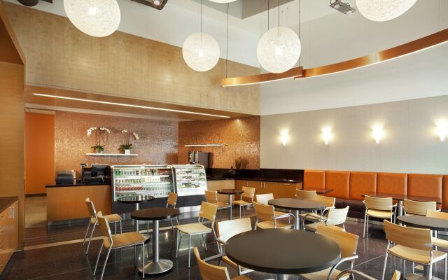 Sheraton Fairplex Suites & Conference Center