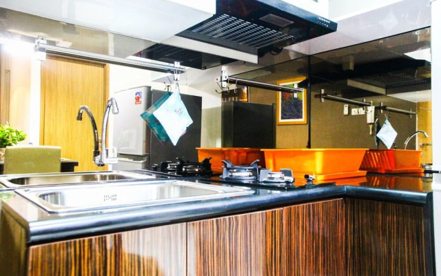 Luxury 1BR with Study Room The Oasis Apartment
