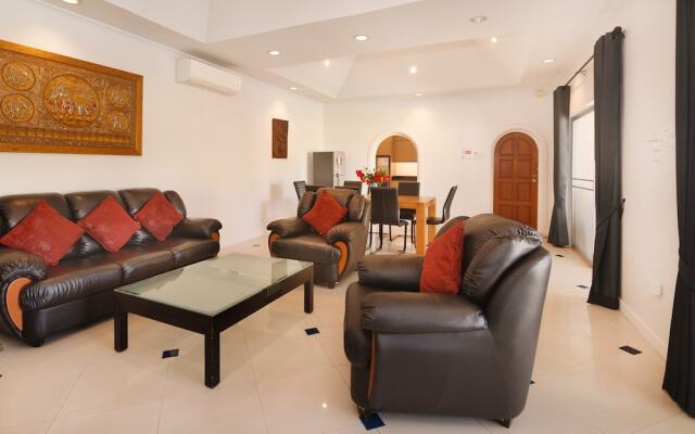 Villa Bos Near the Beach of Jomtien