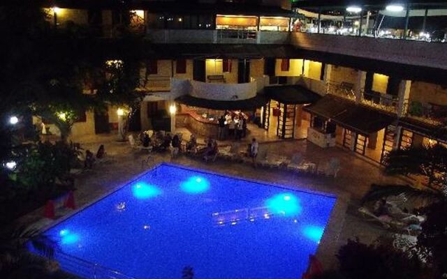 Hotel Bleu Nuit