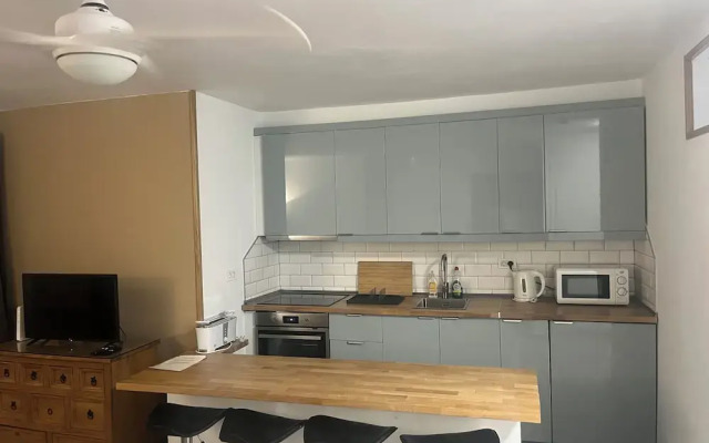 Arona 2-bed Apartment - Sleeps 5 - Outdoor Pool