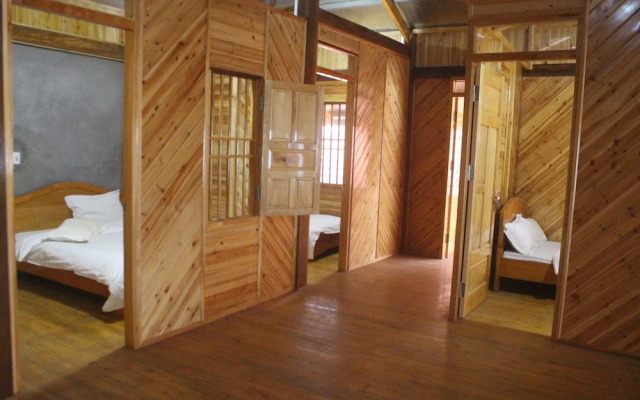 H'mong Home Mountain View