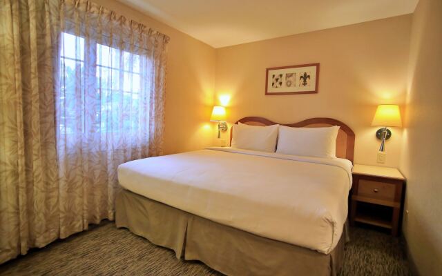 Anaheim Portofino Inn and Suites