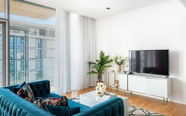 Nasma Luxury Stays - Blue Waters Island