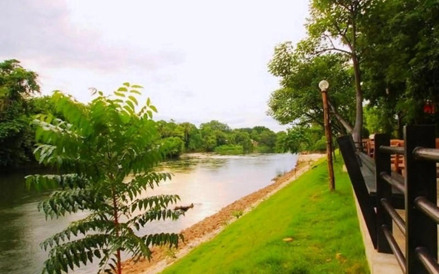 Aurora Resort Kanchanaburi